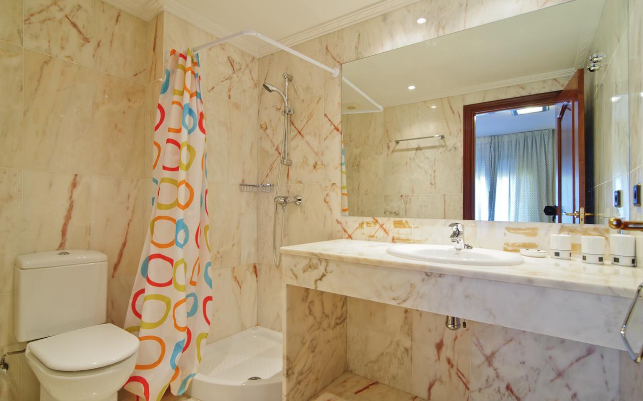 Apartamentos Puigsapera Sant Antoni De Calonge Buitenkant foto